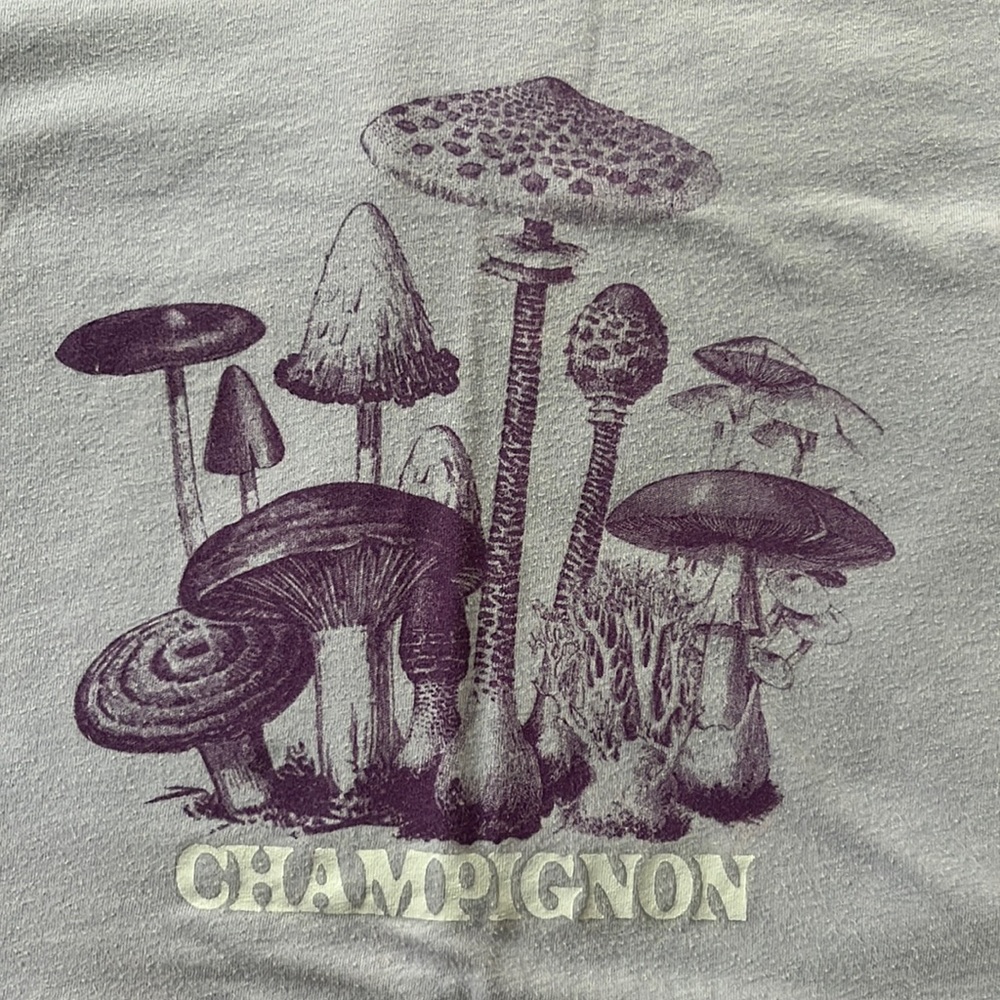 aero champignon (mushroom) tshirt